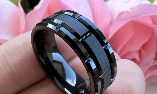 Tungsten Rings for Men: Bold and Beautiful Statements post thumbnail image