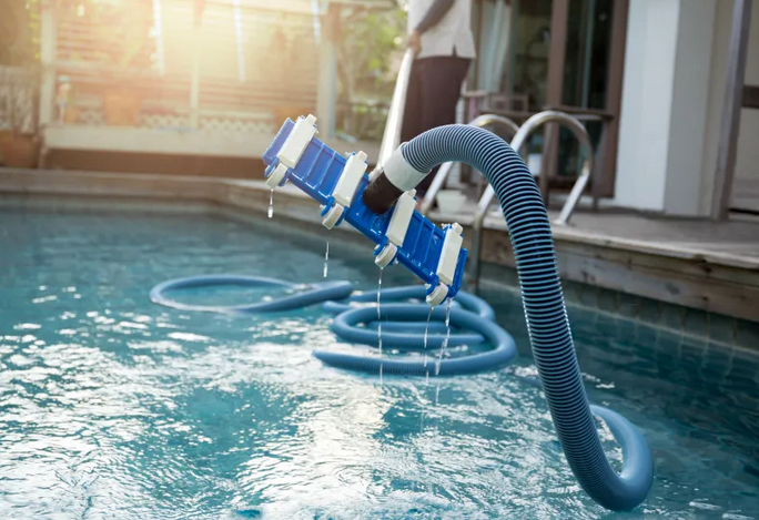 Crystal Clear Pools: Swimming Pool Cleaning in Marietta post thumbnail image