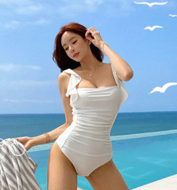 Innovative Swimsuit Fabrics and Technologies Available in HK post thumbnail image
